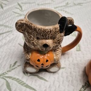 Bear Shaped Mug with Pumpkin - Brown and Orange